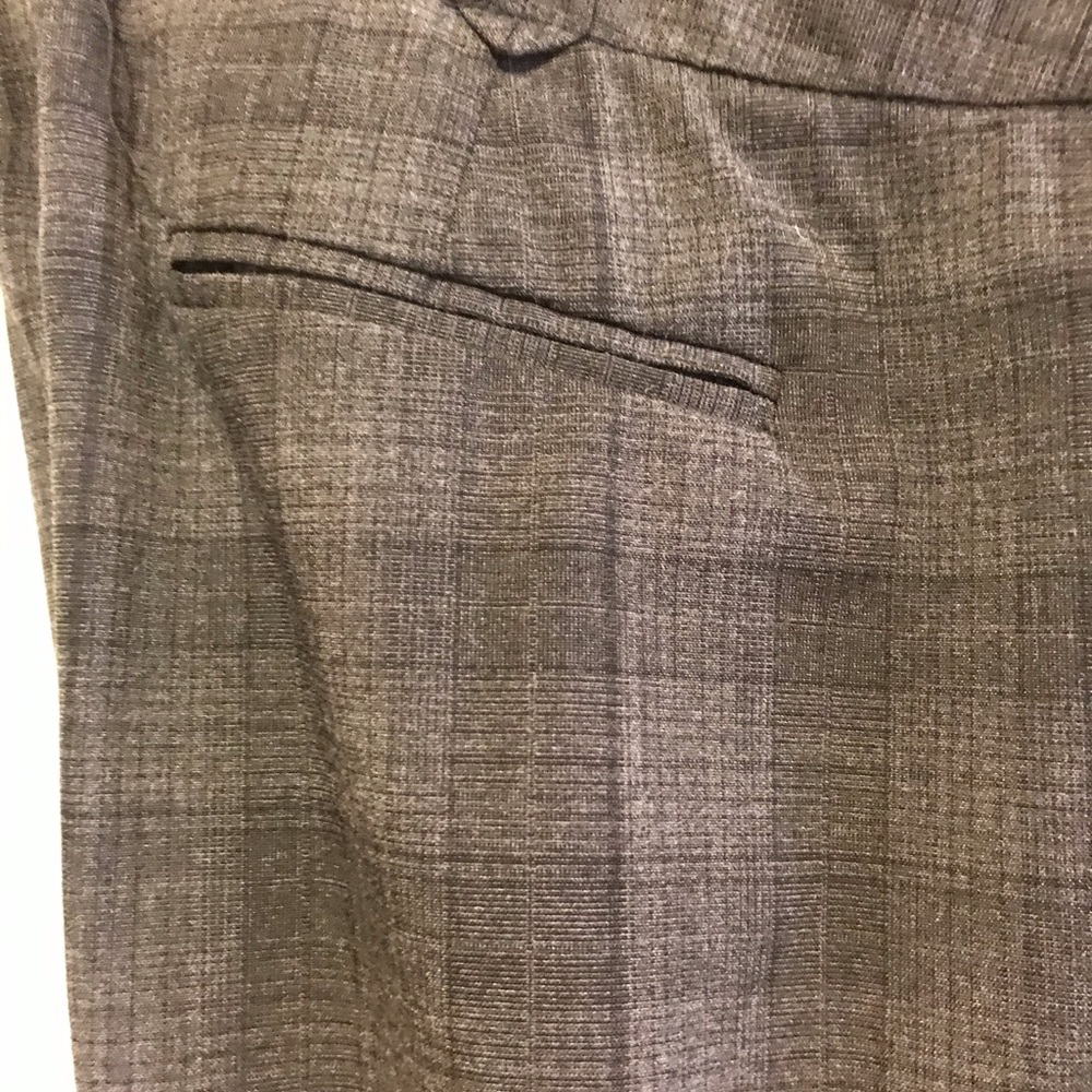 Daisy Fuentes patterned slacks - Picture 2 of 11